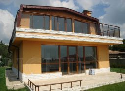 Комбинирани парапети