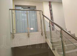 Комбинирани парапети за стълби