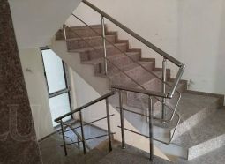 Тръбни парапети за стълби