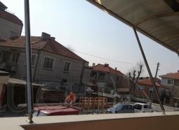 Поликарбонатни козирки и навеси