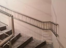 Тръбни парапети за стълби