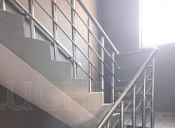 Тръбни парапети за стълби