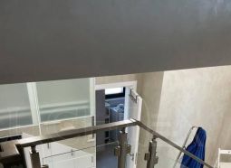 Комбинирани парапети за стълби