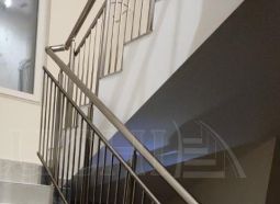 Тръбни парапети за стълби