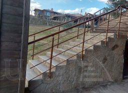 Тръбни парапети за стълби